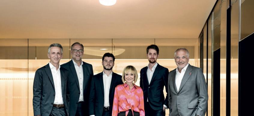 team-semiconductor-1.jpg 