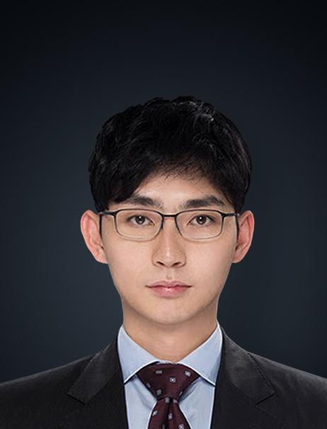 Yoochan Lee